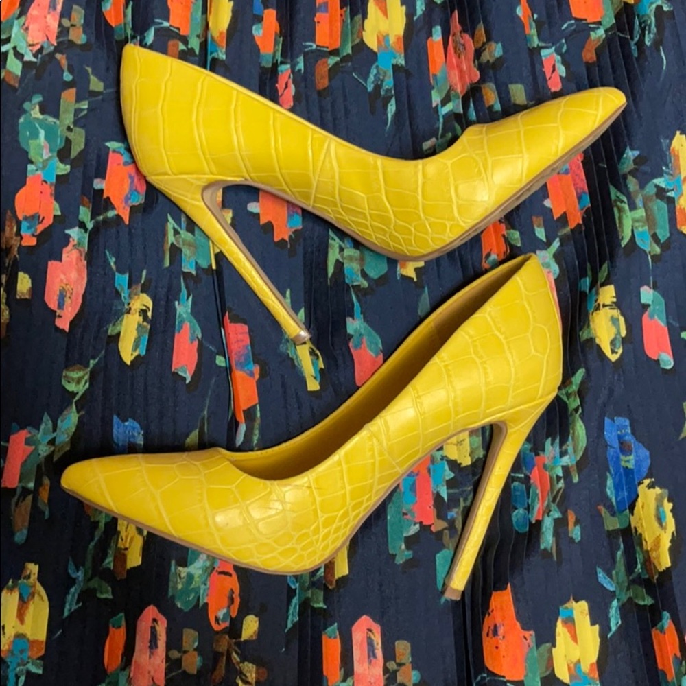 Shoes - Heels